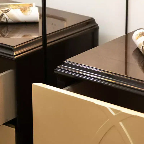 Table d'appoint de rangement 23 po, style glamour contemporain, en bouleau et placage, noir expresso et or doux