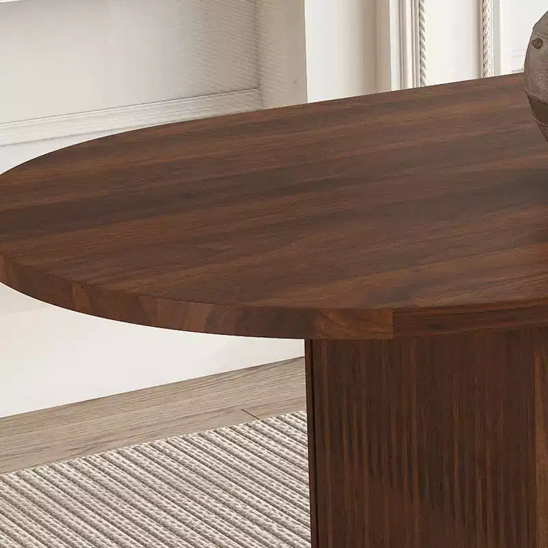 Table de salle à manger ovale 62,9 pouces pour 6 personnes, plateau en MDF plaqué noyer avec base en MDF, table de salle à manger de style ferme moderne avec surface résistante à l'eau et aux rayures
