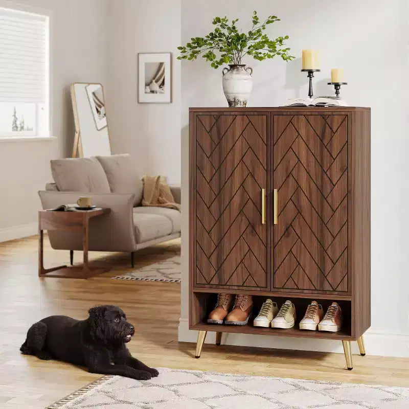 Meuble à chaussures d'entrée 6 niveaux avec portes pour 24 paires, rangement en bois avec étagères réglables et pieds dorés pour salon, chambre, noyer