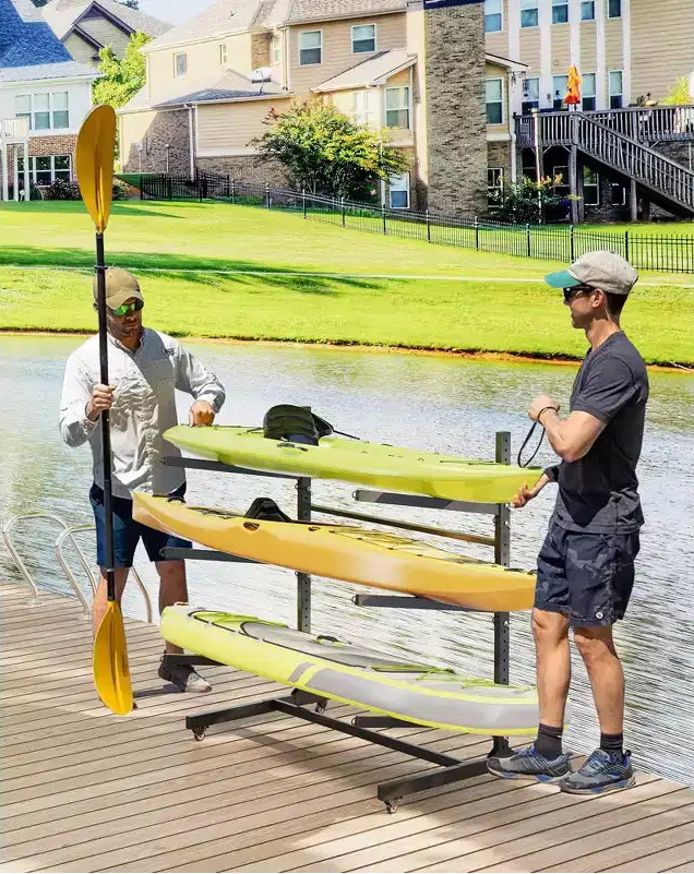Range de rangement pour 3 kayaks, robuste, à 3 niveaux, autoportant avec roues et sangles de suspension
